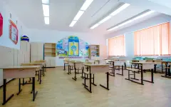 Казахстанку оштрафовали за школьные прогулы сына