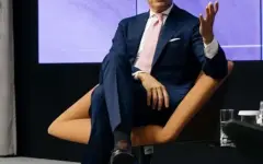 В рамках официального визита в Казахстан Президент Финляндии Александр Стубб провел лекцию в Maqsut Narikbayev University