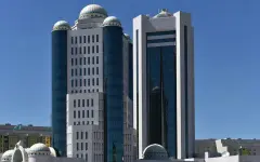 Поправки о запрете пропаганды ЛГБТ вынесут на пленарное заседание Мажилиса