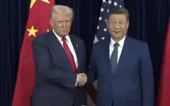 Си Цзиньпин и Трамп встретились на авиабазе в Пусане