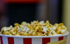 Подборку фильмов для ментального здоровья выпустили в The Guardian