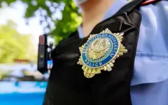 В Костанае мужчина ранил ножом полицейского – опубликованы кадры задержания