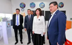 Скандал в Аягозе: открытие школы с участием акима и министра спровоцировало конфликт