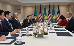 Президент Казахстана встретился с главой СД Chevron Майклом Уиртом