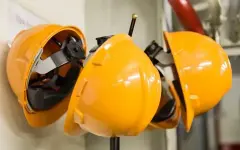 Обрушение на стройке в Павлодаре: под завалом может находиться человек