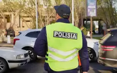 В Алматы водитель Toyota сбил регулировщика