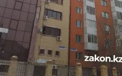 5 человек оказались под завалами: облицовка здания обрушилась в Астане