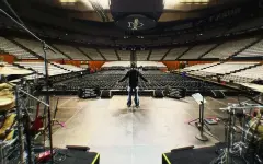 Впереди – Лондон: Димаш поделился кадрами с концерта в Барселоне