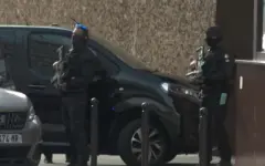 Суд освободил Саркози из тюрьмы