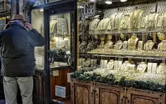 Украшение за 20 тысяч долларов проглотил мужчина в ювелирном магазине Новой Зеландии