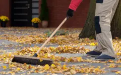 За видео с оскорблениями полицейских в TikTok осудили подростка из Актау