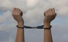 Женщину осудили за убийство детей, которых она считала красивее своих