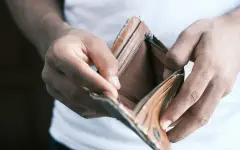 Сроки банкротства для казахстанцев с долгами до 1600 МРП планируют сократить