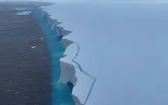 Айсберг А23а потерял статус крупнейшего в мире