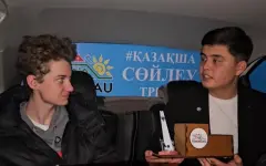Учишь казахский - ездишь бесплатно: в Темиртау появилось необычное такси