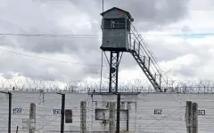 Лукашенко помиловал 123 осужденных иностранца