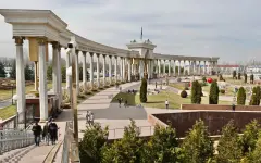 Ни одно дерево не срубят: аким Алматы рассказал о реконструкции парка Первого Президента