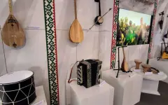 Мелодия для саза, домбры и балалайки