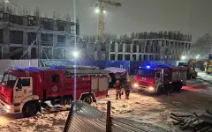 Рабочие Алматы успели покинуть горящий контейнер