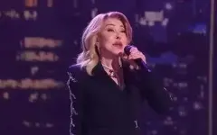 71-летнюю Любовь Успенскую высадили из самолета после скандала со стюардессой