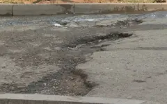 Подрядчиков обязали переделать некачественные дороги в Шымкенте