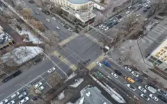 В Алматы меняют работу некоторых светофоров на загруженных перекрестках