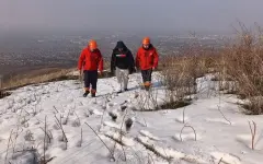 Туристы потерялись по пути к эвакуатору в горах Алматинской области