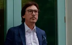 В скандальной киностудии Алматы сделали заявление, а Жан Байжанбаев готовится к съемкам с детьми