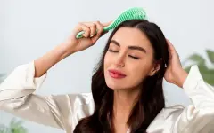 Грязнее ободка унитаза: что скрывает ваша расческа