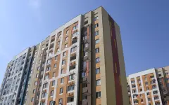 Женщина устроила переполох, заснув в квартире с детьми в Актау