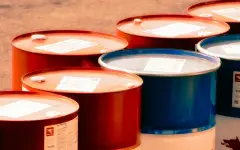 Япония начнет распродажу нефти из госрезервов на фоне рисков на Ближнем Востоке