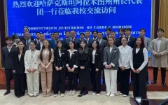 Марат Султангазиев встретился со студентами Алматинской области, обучающимися в Китае