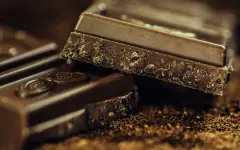 Вор-сладкоежка попался на очередной краже шоколада в Усть-Каменогорске