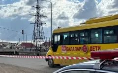 Жуткая авария с участием школьного автобуса в ЗКО: в больницу доставили 24 ребенка