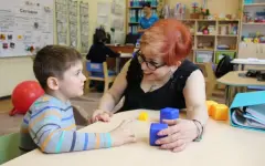 О трехкратном росте количества аутистов в Казахстане заявила депутат