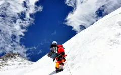 Гиды на Эвересте тайно отравляли альпинистов, чтобы нажиться на эвакуации