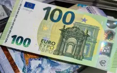 Отпуск в Европе стал дешевле – евро упал до минимума