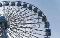 Колесо обозрения загорелось в Астане