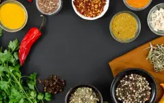 Вкусно и полезно: эксперты раскрыли целебные свойства приправ