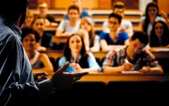 Об отсутствии автономии в вузах заявил депутат