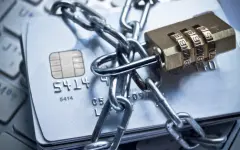 Массовая ошибка: налоговики признали вину в блокировке счетов казахстанцев