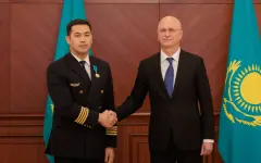 Участникам эвакуации казахстанцев из стран Ближнего Востока вручили госнаграды