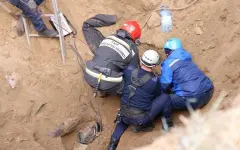 Обвал грунта в Павлодаре: два человека погибли