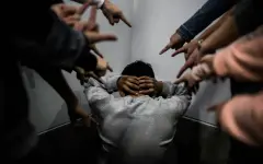 Две недели ужаса: первокурсник избивал и душил сверстника в Семее