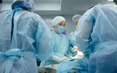 Ножницы застряли в голове двухлетнего мальчика в Алматы