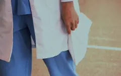 В Шымкенте успешно провели сложную операцию при редком заболевании мозга