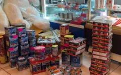 Крупную партию незаконно хранящейся пиротехники изъяли в Шымкенте