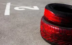 Трагедия на легендарной трассе: гонщик погиб в массовой аварии