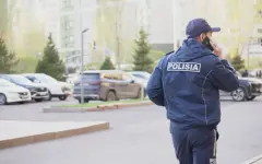 На матче Кайрат – Каспий девушка потеряла iPhone