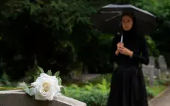 Почему важно заранее копить на собственные похороны